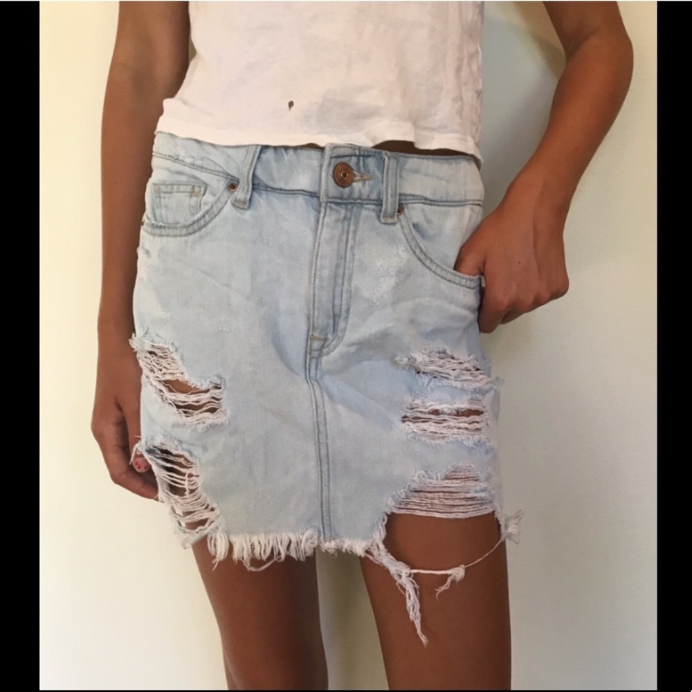 Light washed, ripped jean skirt!